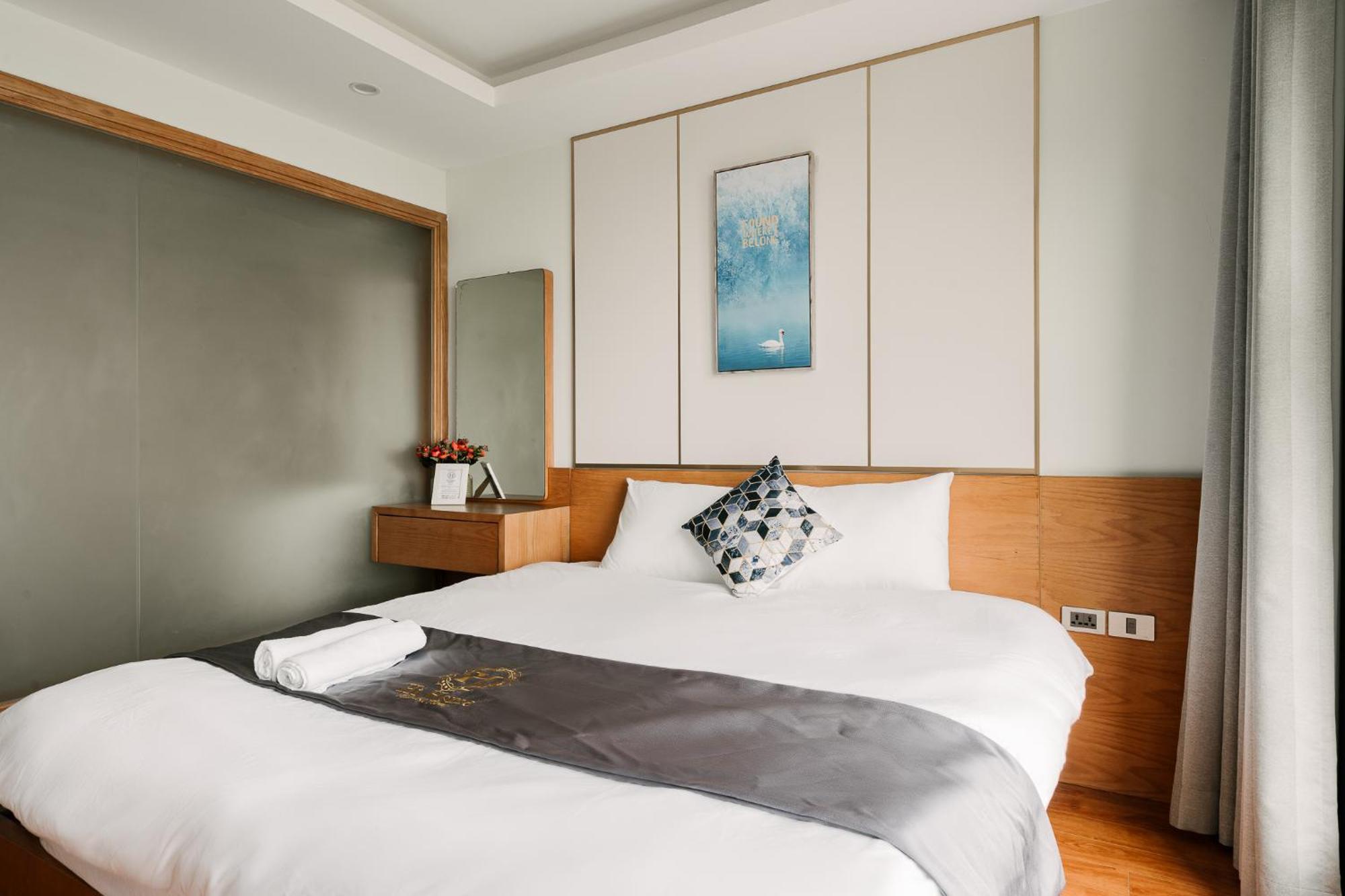 Hi-Home Suites - The West Lake Xuan Dieu Hanoi Exterior photo